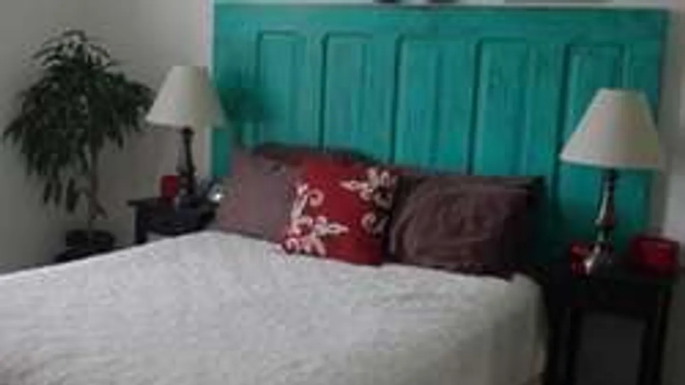 Meg fogsz döbbenni, mi mindenre jó egy ócska ajtó!