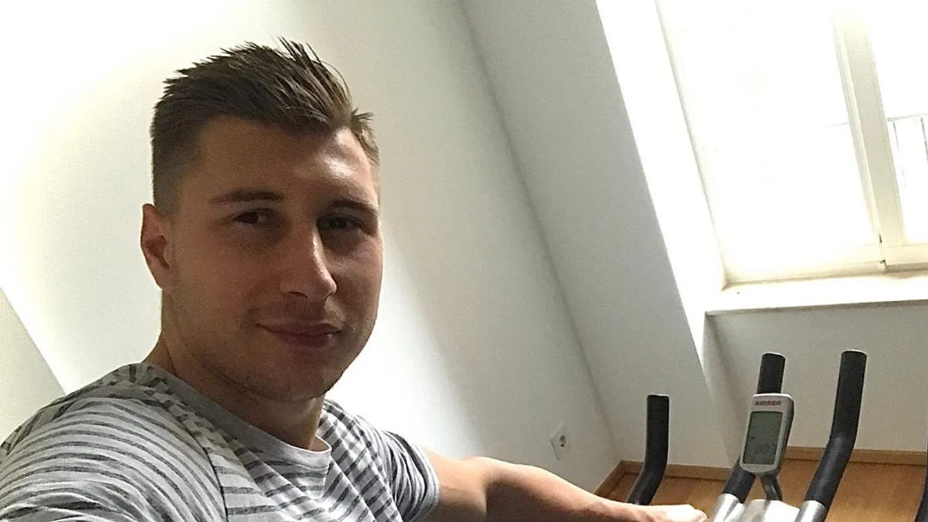 Szuper fotó, közel fél éve erre várt a magyar fociválogatott sztárja