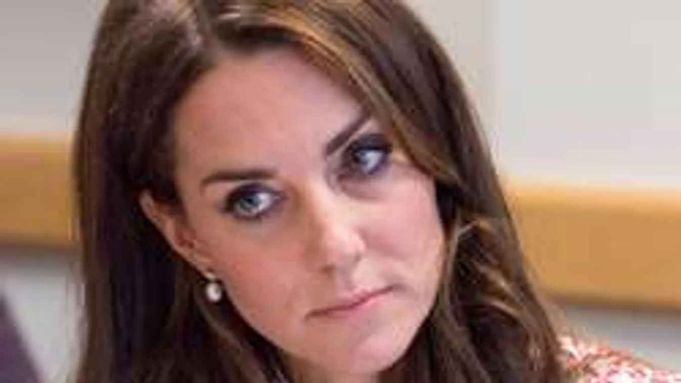 Õrült tüntetők fenyegették meg Vilmost és Katalin hercegnét!