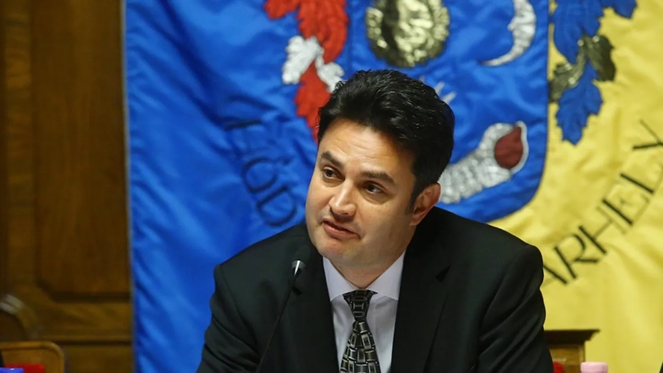 Márki-Zay támogatja a vizitdíjat és a kórházi napidíjat