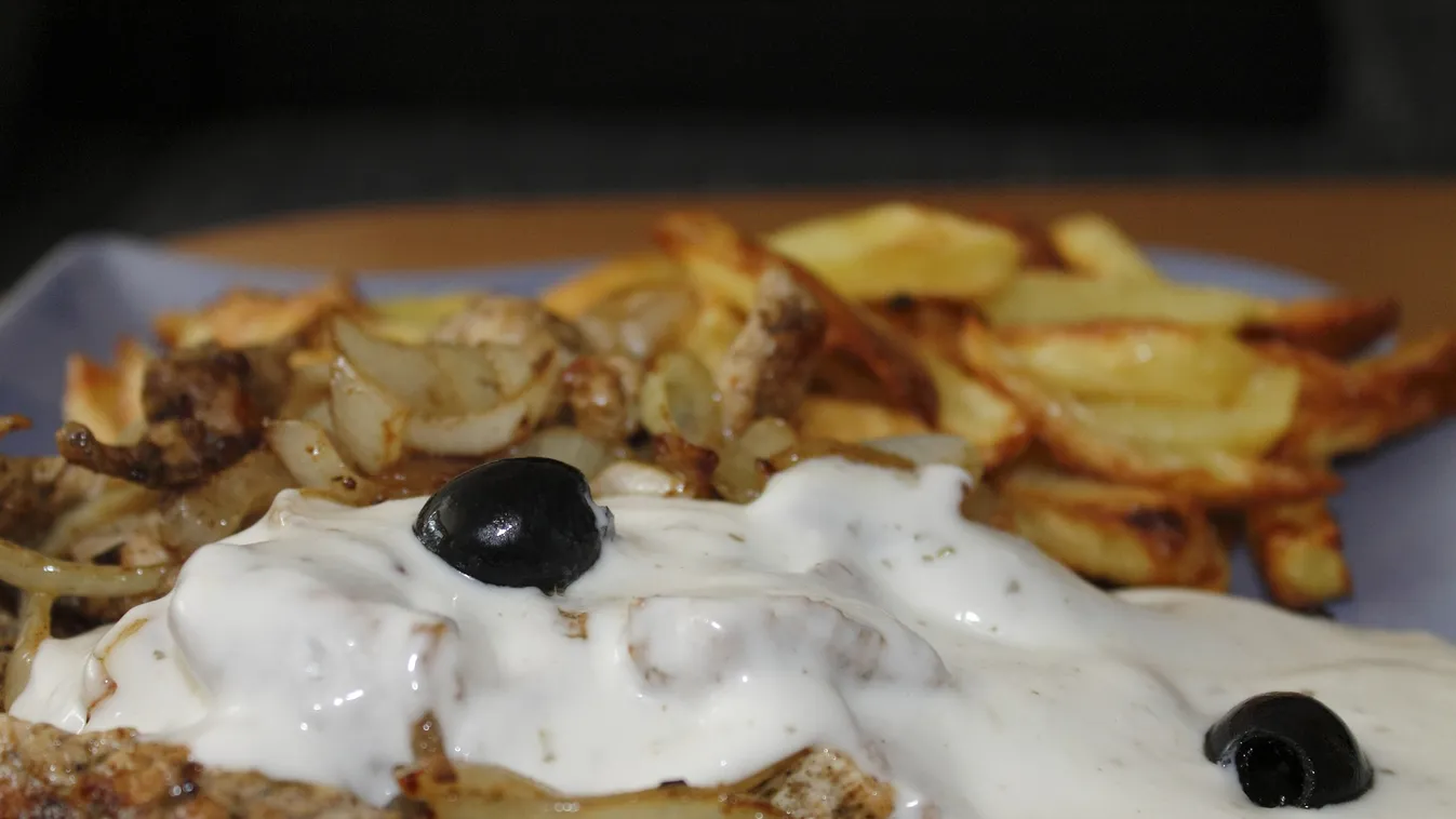 Elsápadt a nő, amikor meglátta, mit kevertek bele a gíroszába