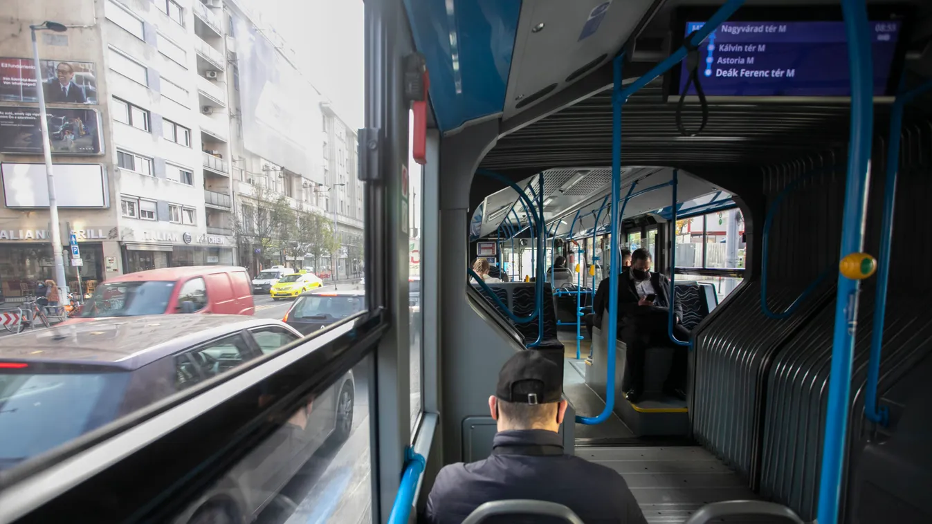 Újabb lezárás indul holnap Budapesten, rengeteg autóst és járatot érint