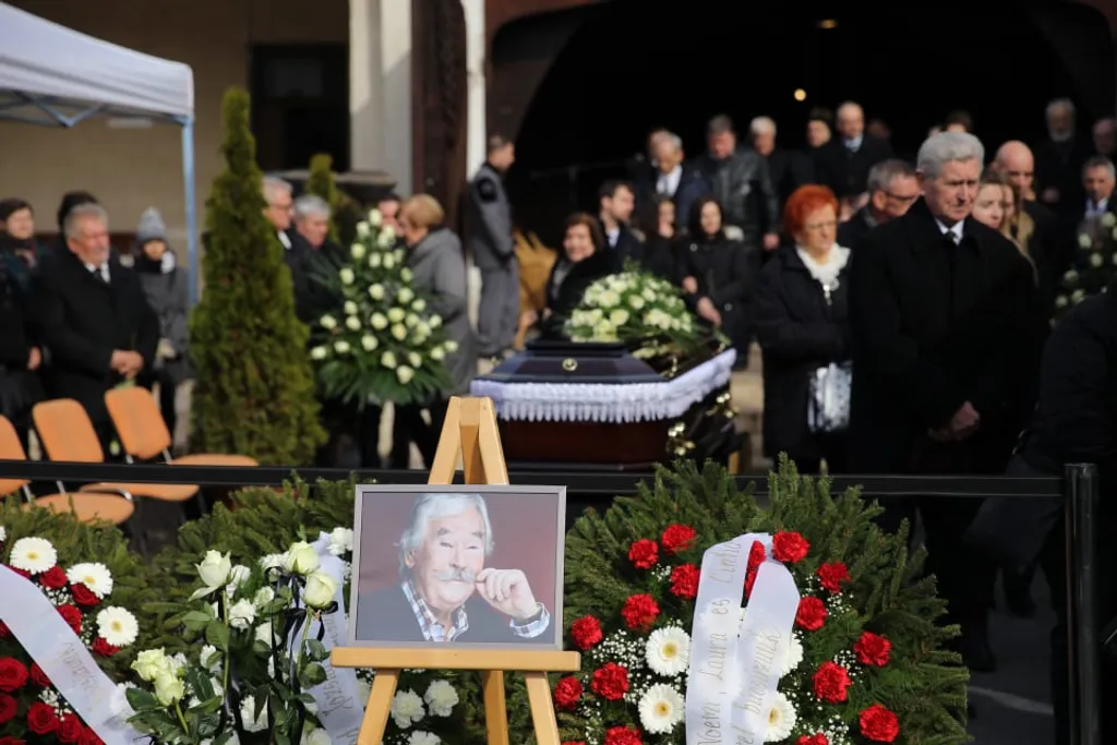 84249062_648258045749086_3354476359911997440_n