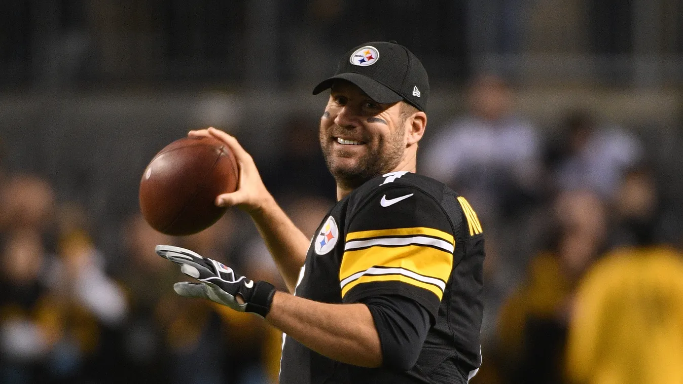 Los Angeles Chargers v Pittsburgh Steelers