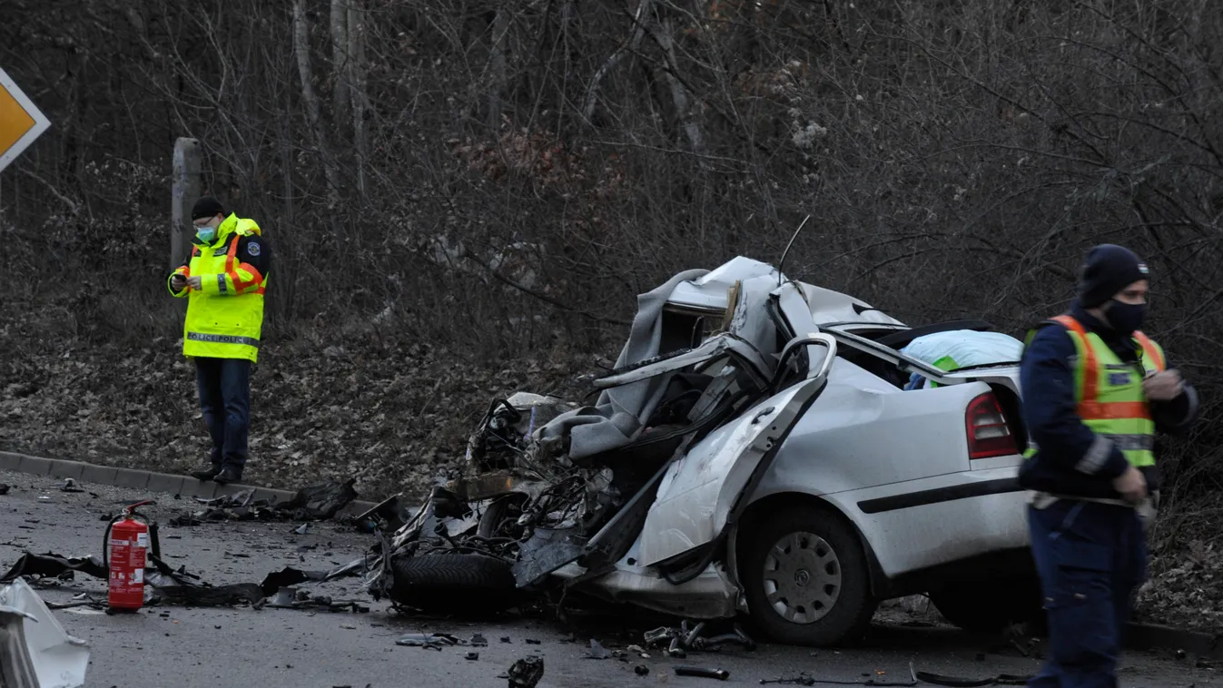 Durva kamionos baleset, teljes útlezárásra kell számítani