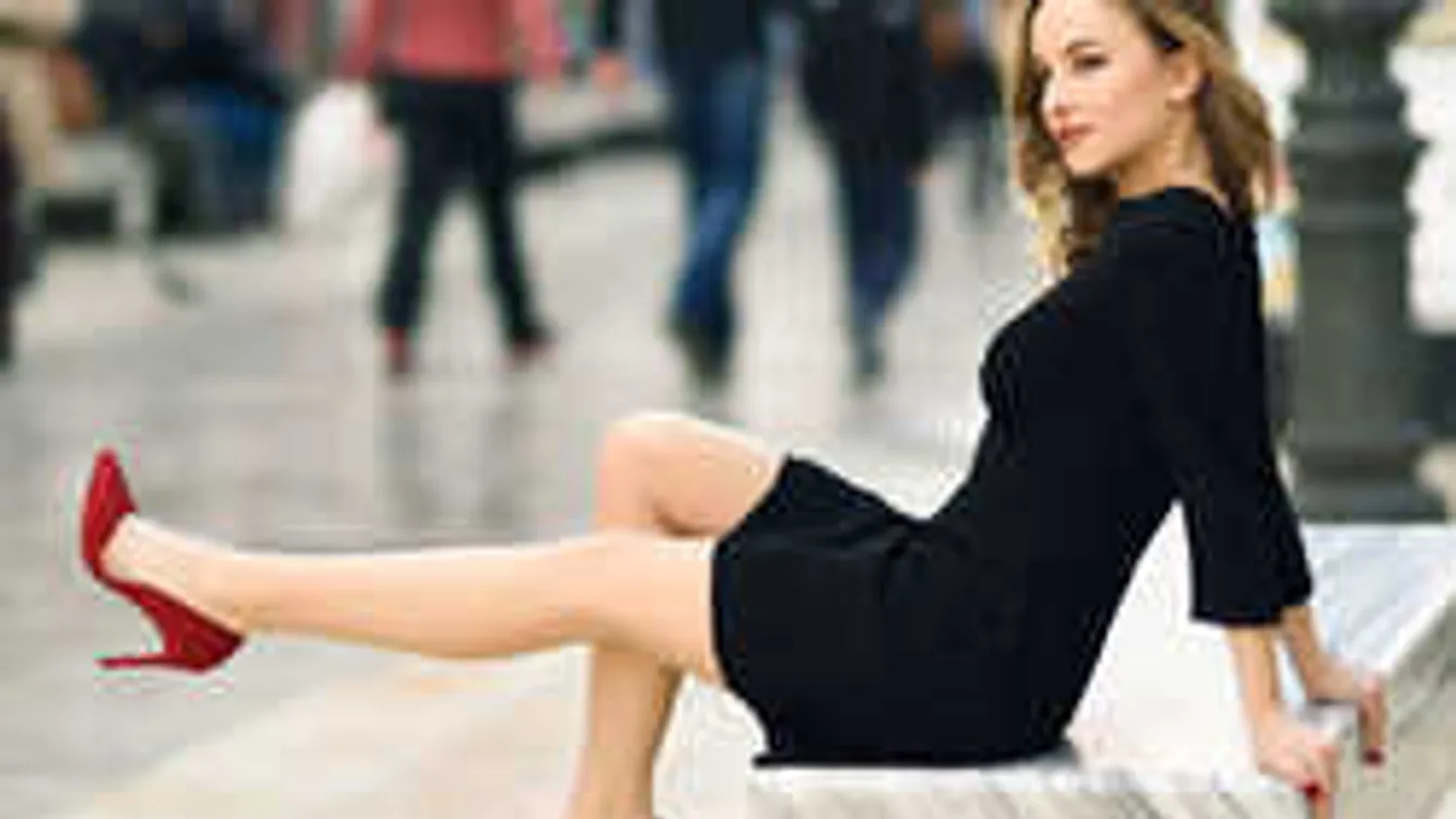 Megremeg a föld és a férfiszív: jön a vadonatúj körömcipő-divat