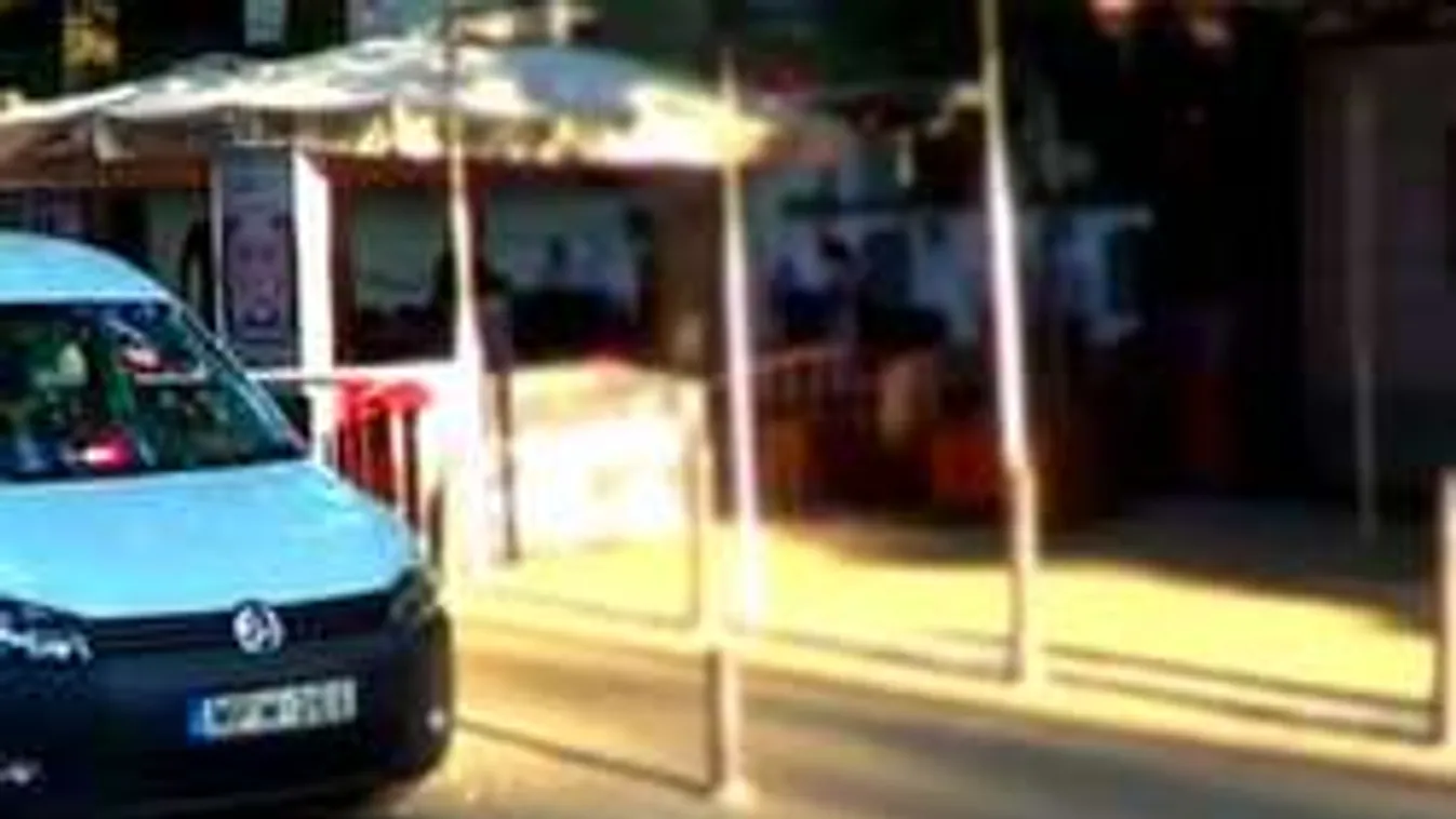 Rendőrre támadt a részeg vagány Siófokon VIDEÓ