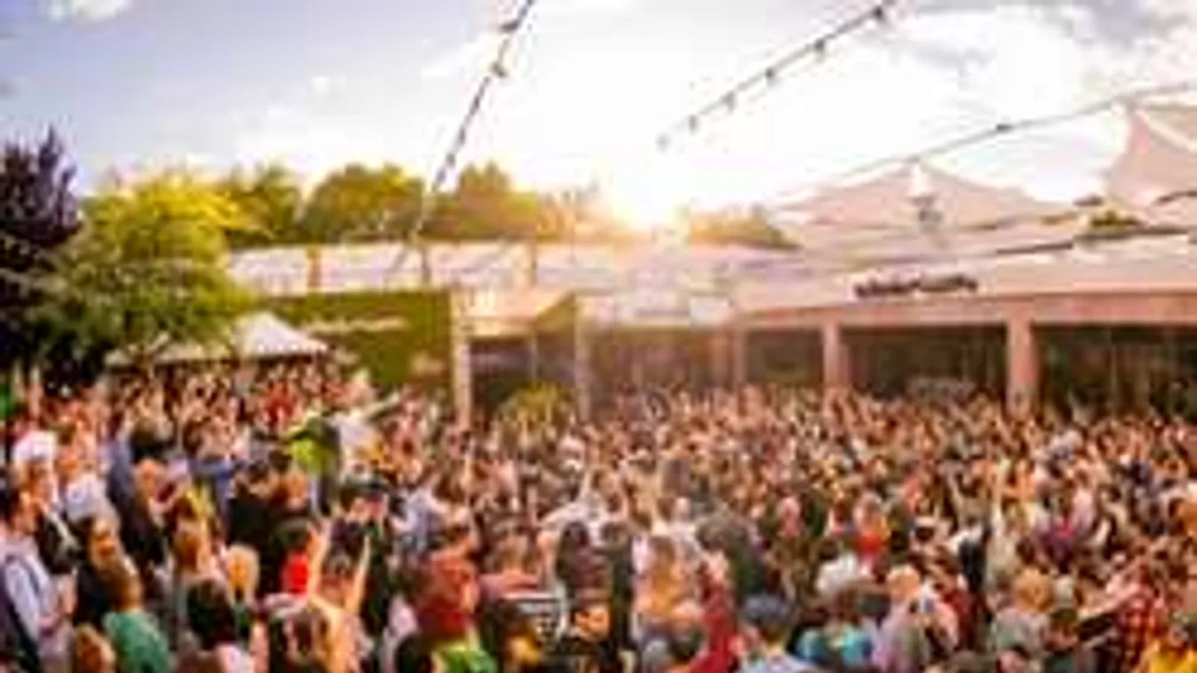 Mindent visz a Sun & Soda augusztusi programja