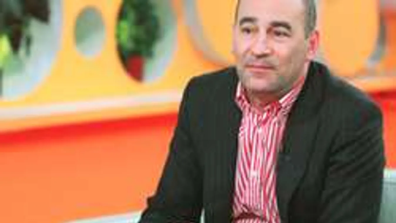 Kiderült: Eddig nem látjuk színpadon Kulka Jánost!