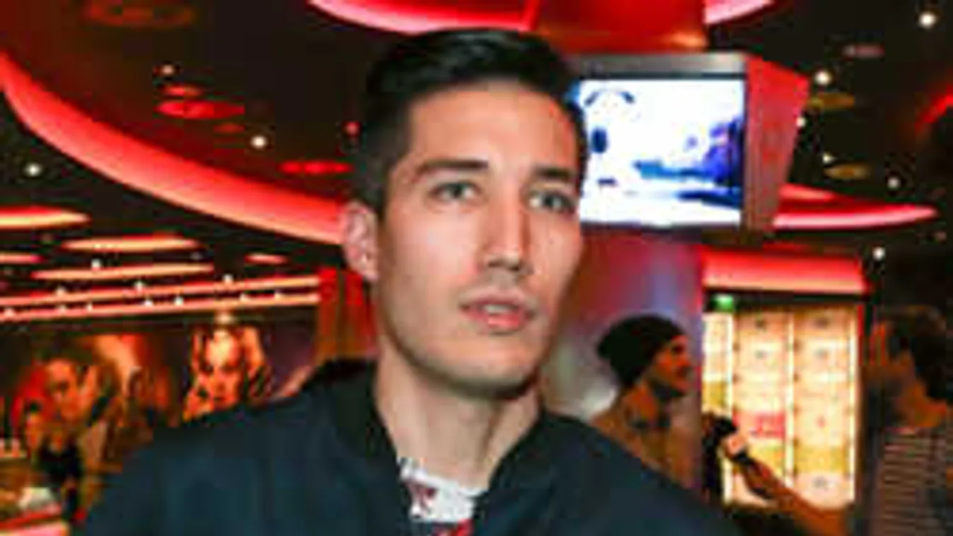 Szerelmi háromszögbe keveredett a népszerű magyar énekes