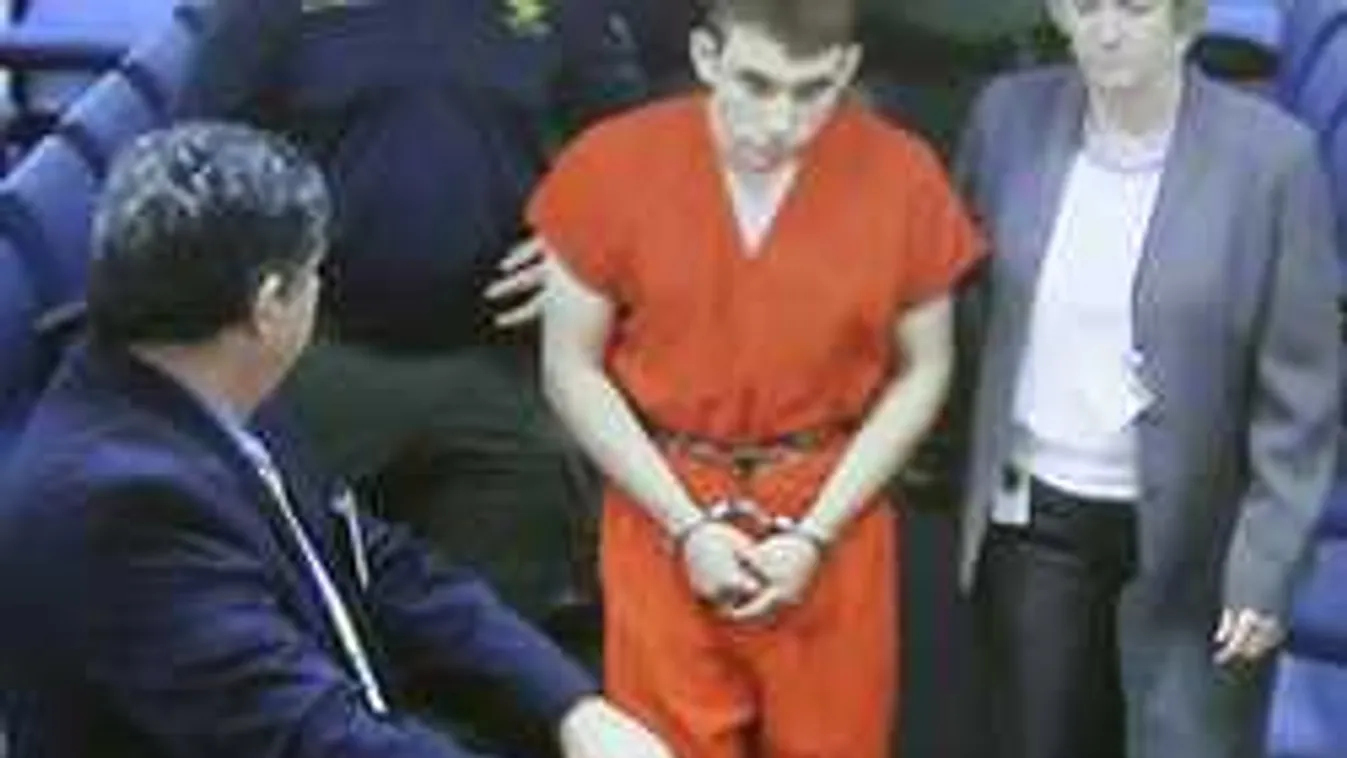 Brutális felvételek, diákok videói kerültek elő a floridai vérengzésről