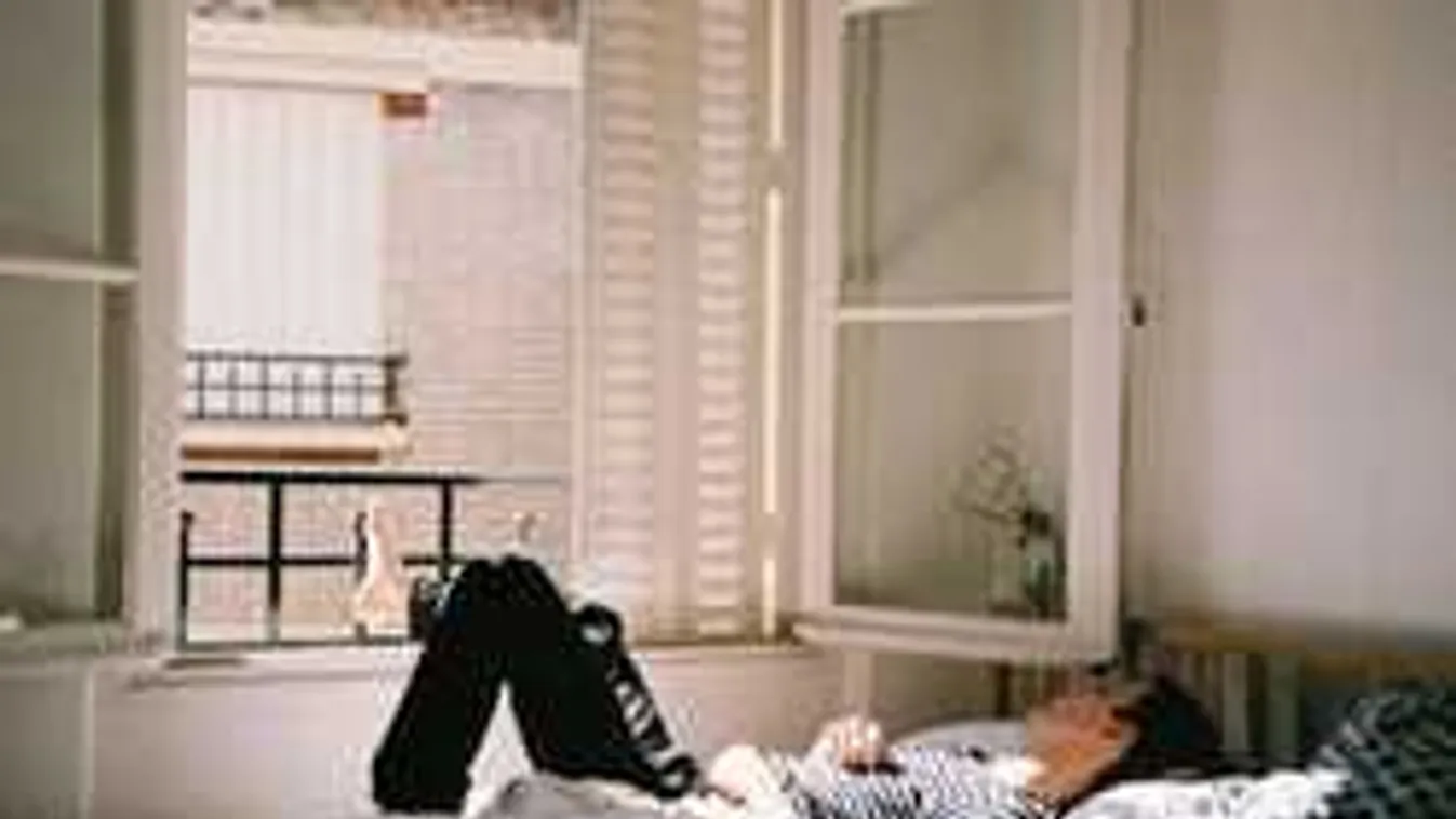 Így ne ülj soha az ágyra, amiben alszol!