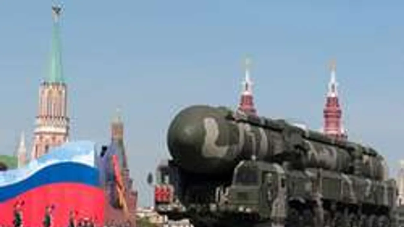 Putyin már az atomháborúra készül! - állítja egy brit lap