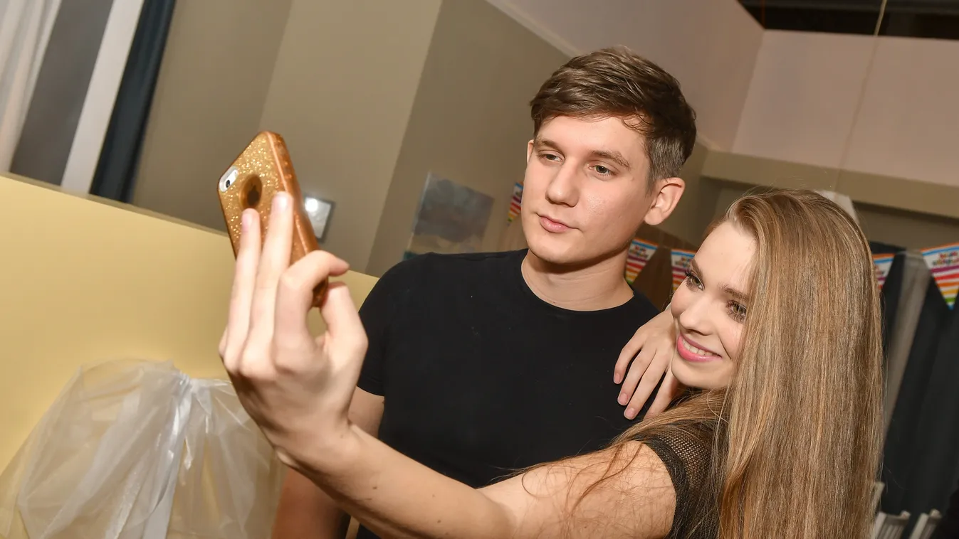 Bókjai miatt került bajba Patocska Olivér