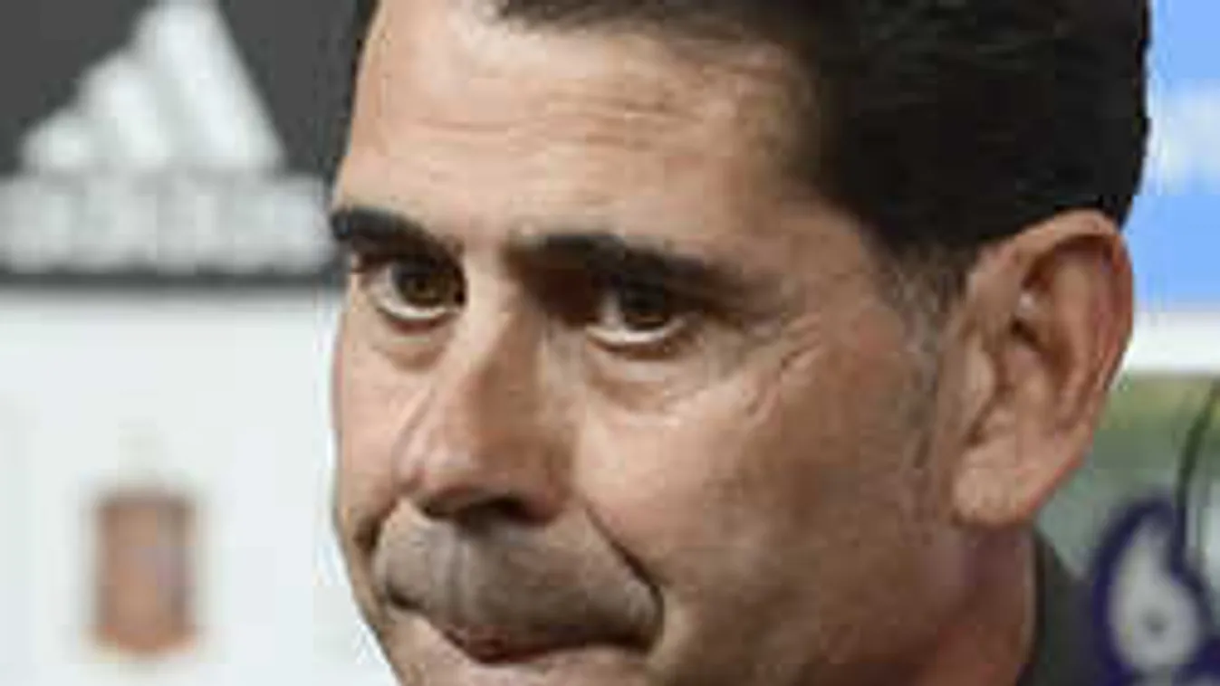 Nincs nyugalom a spanyoloknál, újabb változások történtek a csapatban