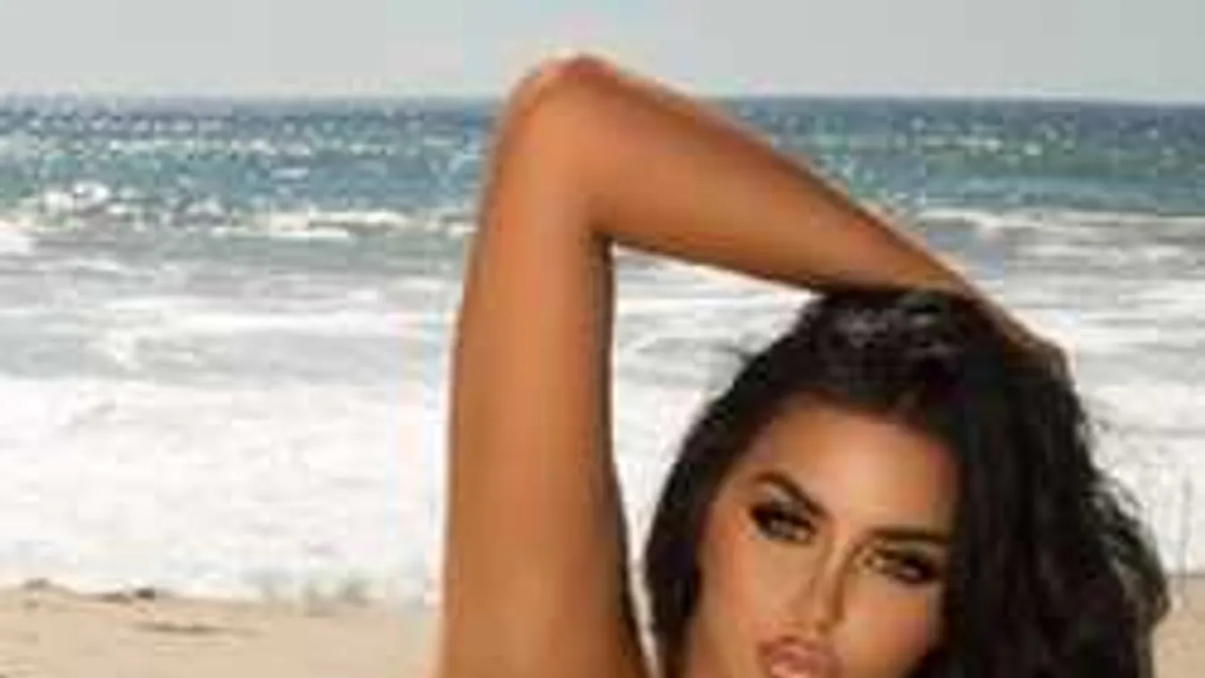 Micsoda póz: megmutatta dögös fenekét a szexi focistalány