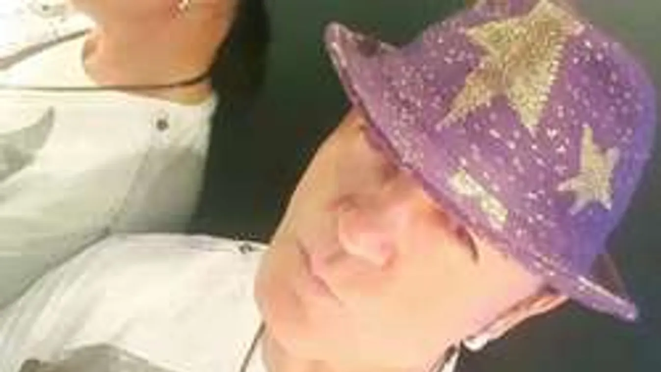 Túl van a szakításon Kozso! Falja az életet