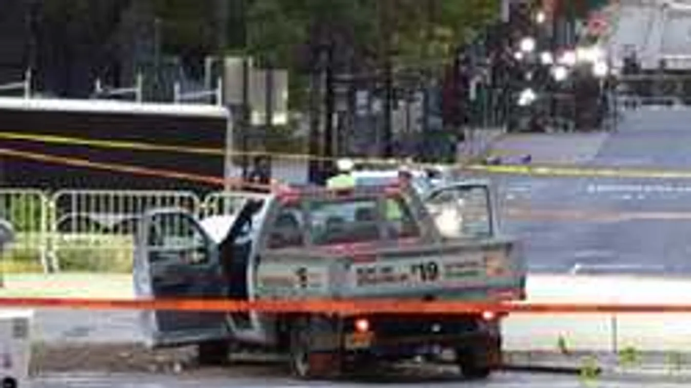 Terror elleni újítás: a betontömbök helyett jönnek a fémsorompók