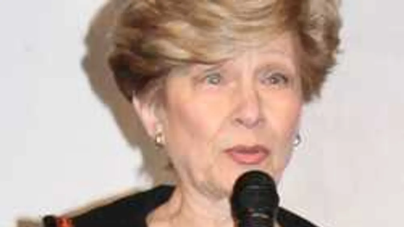 Sosem találnád ki, hány éves lett Kudlik Júlia