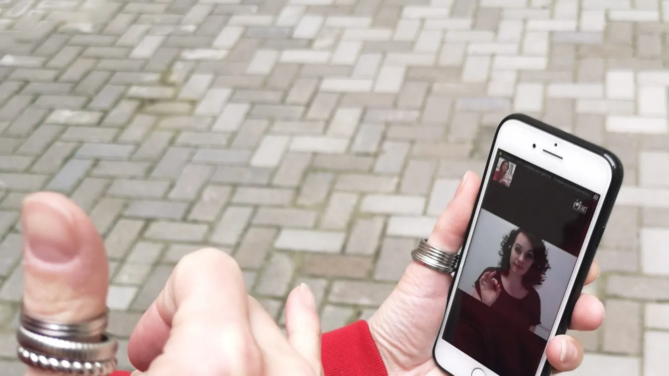 Visszakapták önállóságukat a siket emberek