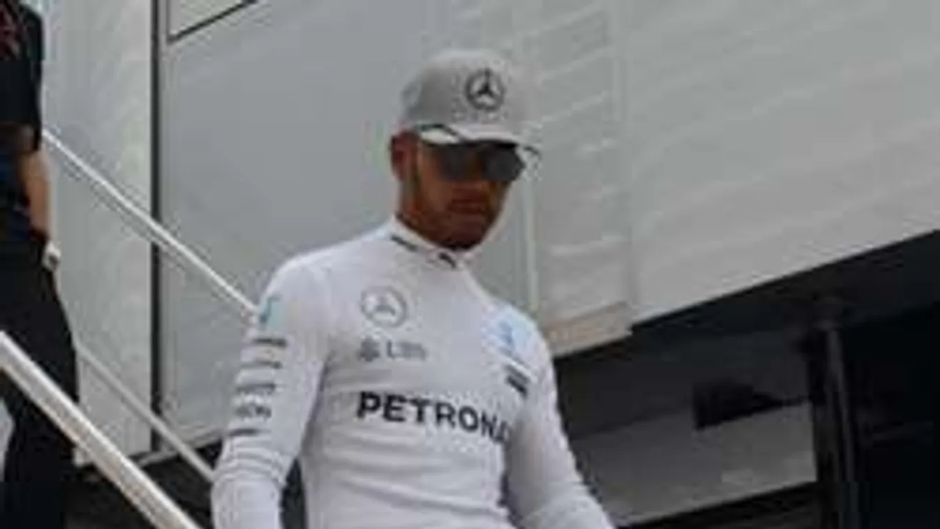 Öngyilkos akart lenni Lewis Hamilton dögös szeretője!
