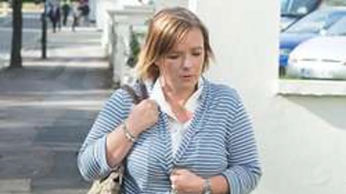 Osztálykiránduláson kéjelgett diákjával a házas tanársegéd!