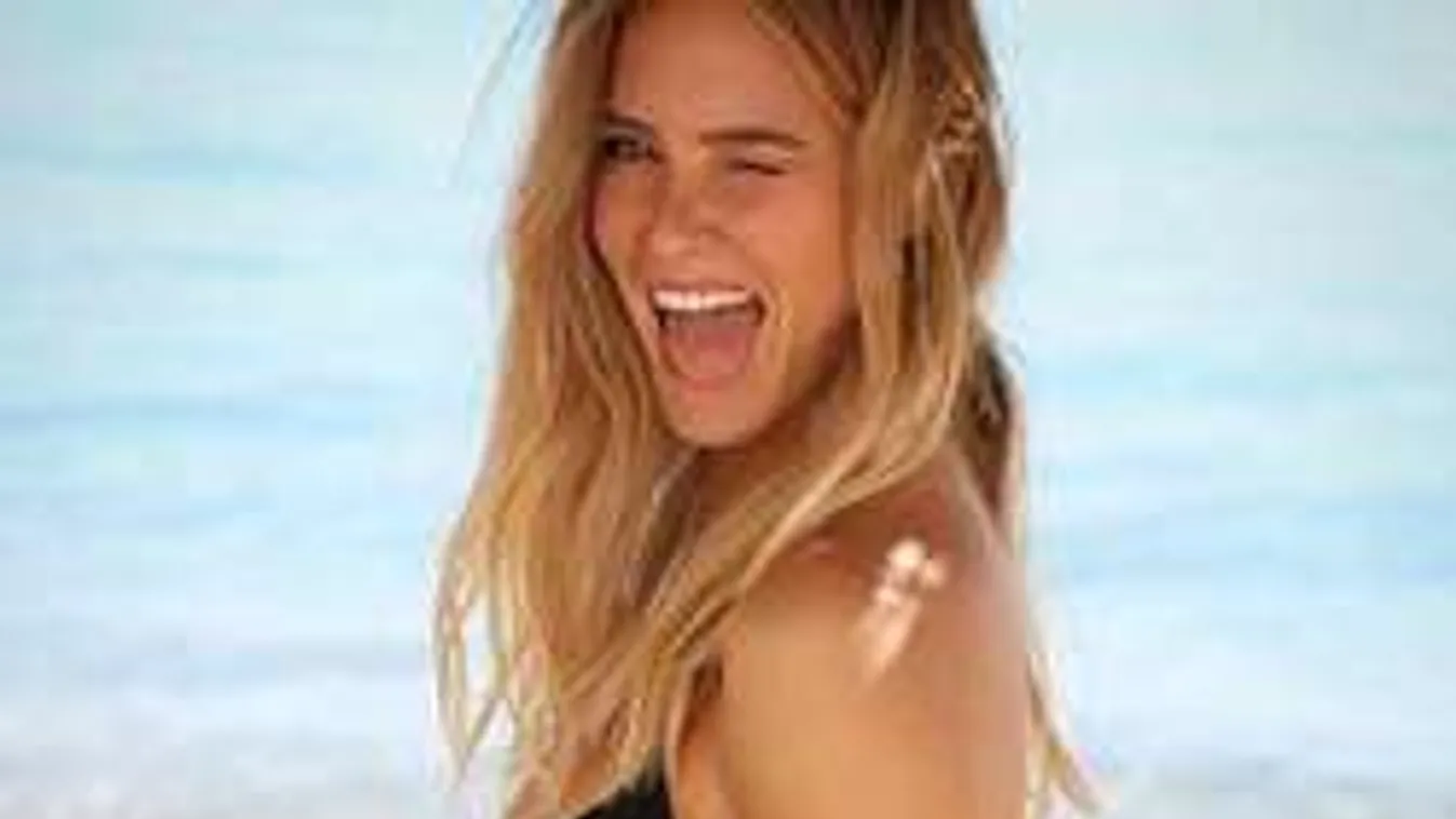 Tökéletes feneket villantott a terhes szupermodell