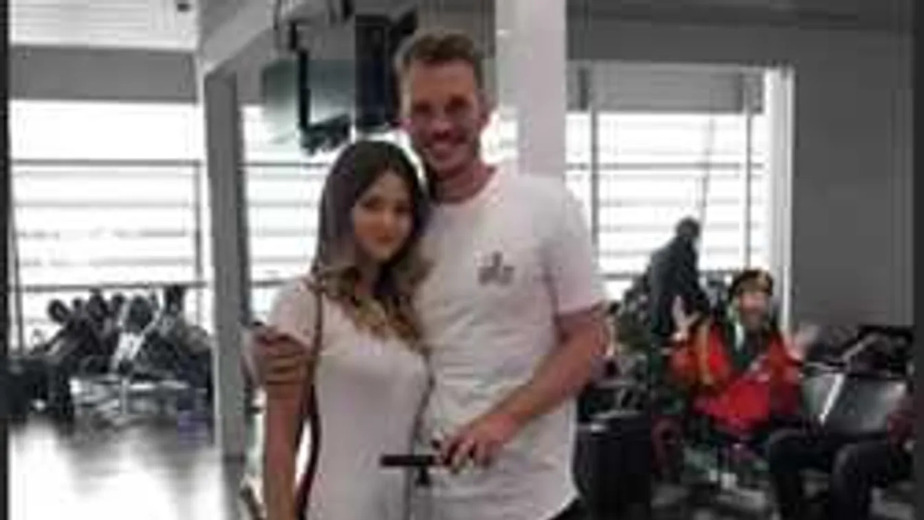 Összecsomagolt, és elhagyta az országot a magyar sztárpár