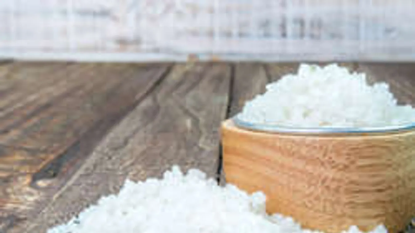 Kenj sót az ablakra! Nagymamáink titka csodákra képes!