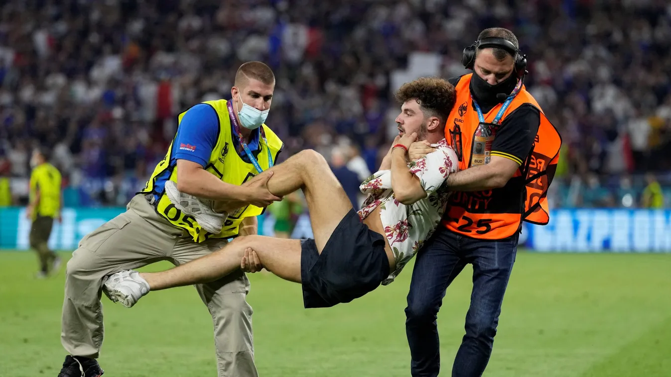 Kőkemény ítélet, kár volt berontani a Puskás Arénába