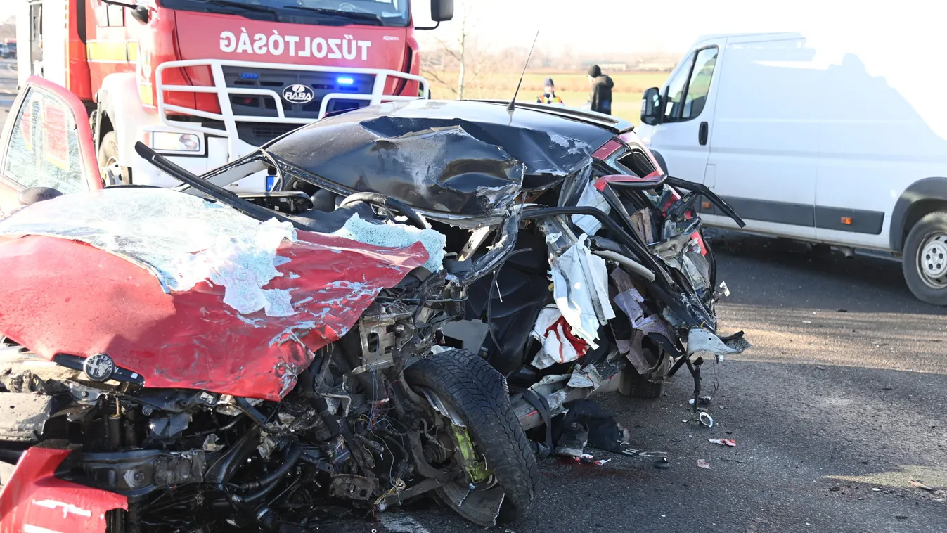 Súlyos baleset történt Taksonynál, sok a sérült, lezárták az 51-es utat