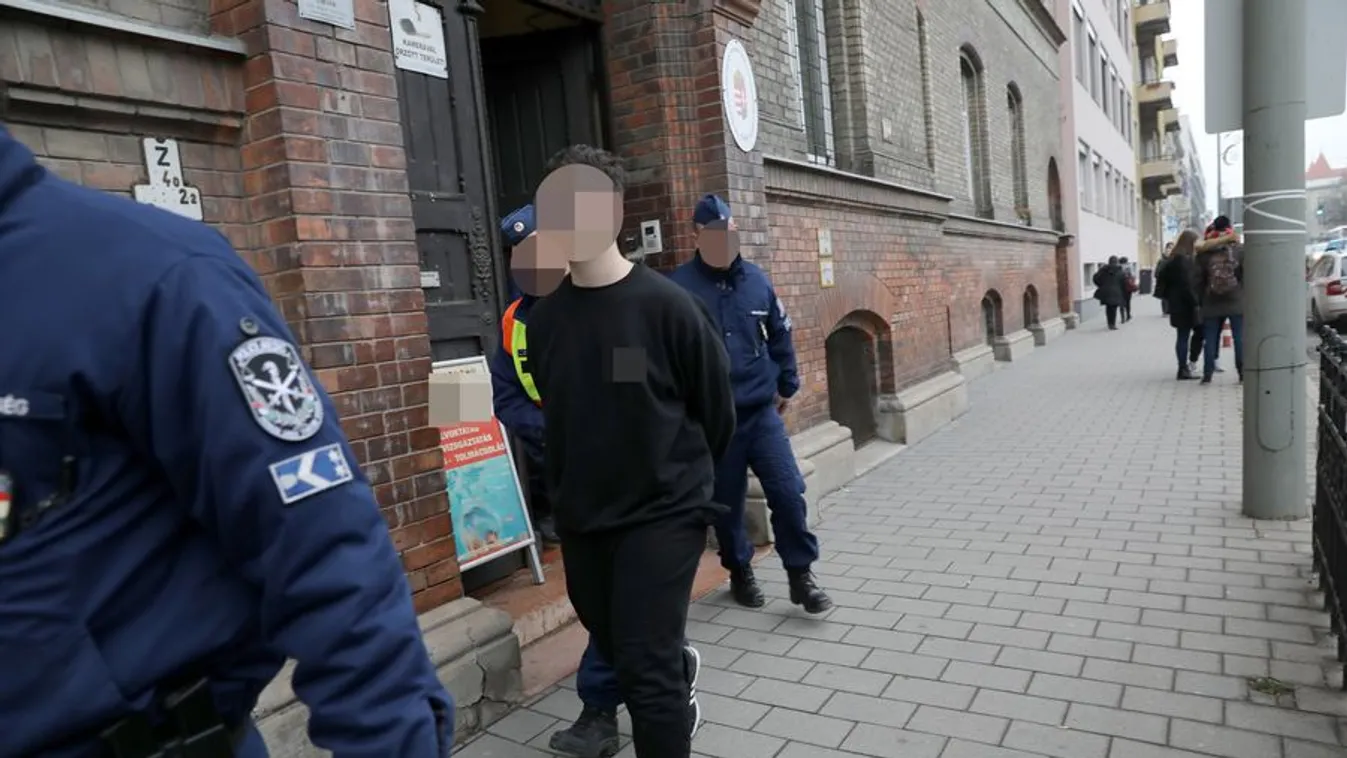 Fordulat a tanárát leszúró diák ügyében: súlyosabb büntetést kaphat