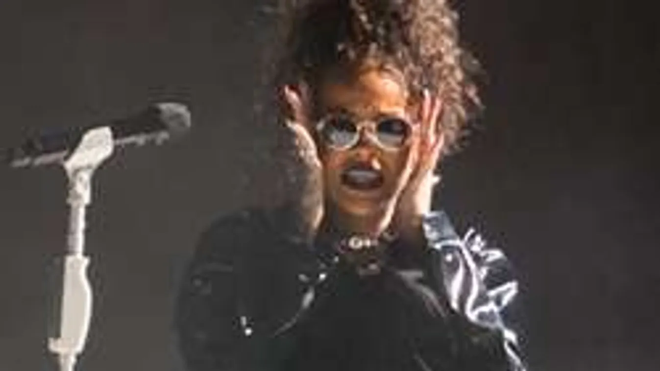 A Sziget után itt az újabb botrány: Rihannát megint kifütyülték