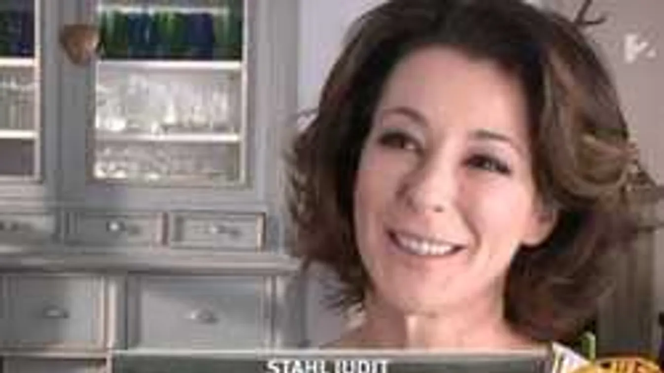 Sosem látott fotó került elő Stahl Juditról!