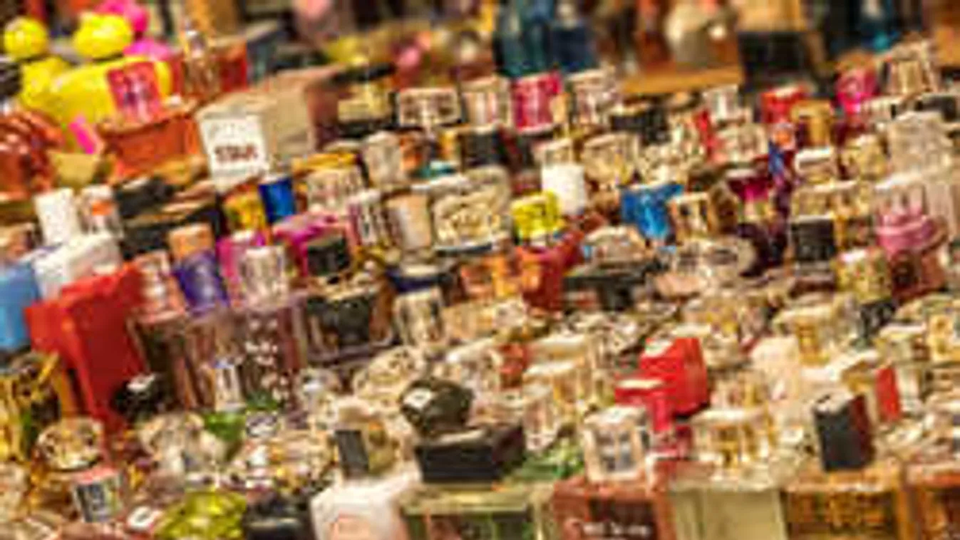 Allergiát és fekélyt okozhatnak a hamis parfümök