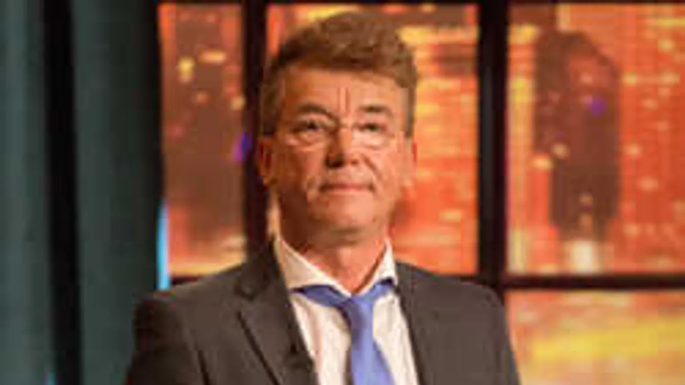 Döntöttek az orvosok a megműtött magyar énekes sorsáról