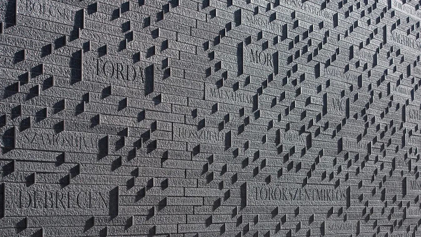 Trianon 100: „Én is 100 leszek jövőre, de ma is nagyon bánt ez az egész...” – videó