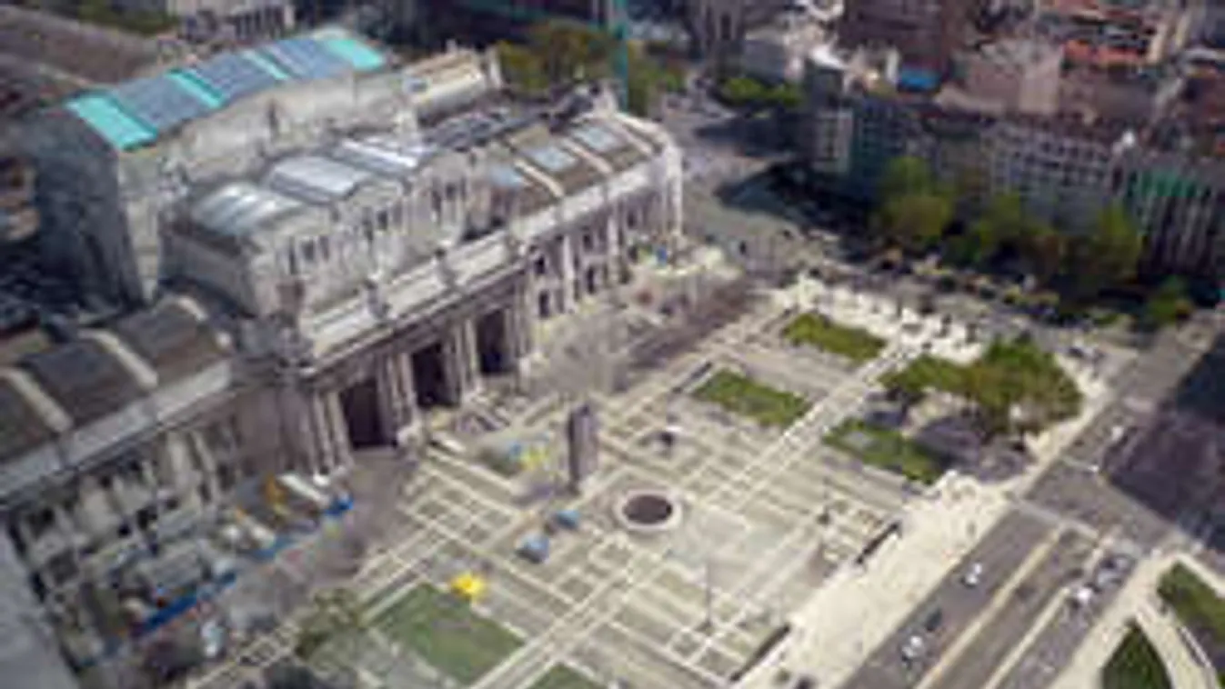 A főpályaudvart teszik tönkre éppen a migránsok - videó