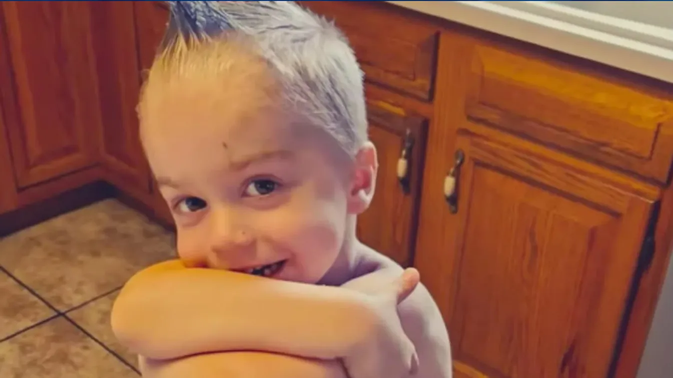 „Megcsúszott a vízen és eszméletlenül összeesett” – két nap leforgása alatt vesztette életét a 4 éves kisfiú