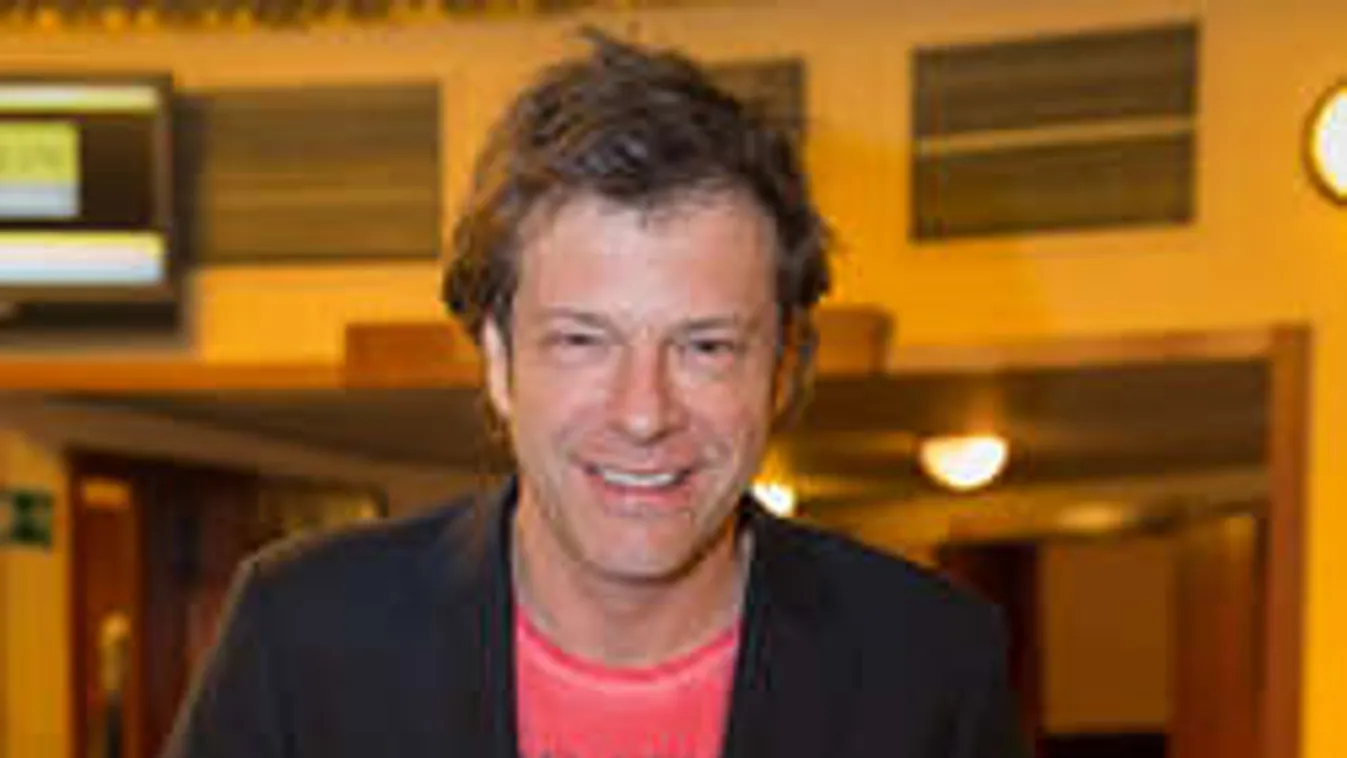 Tizennyolc év házasság után így néz férjére Till Attila felesége