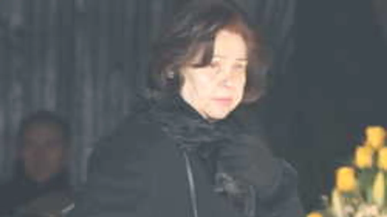 Fájdalmas döntés: eladhatja az özvegye Klapka György otthonát!