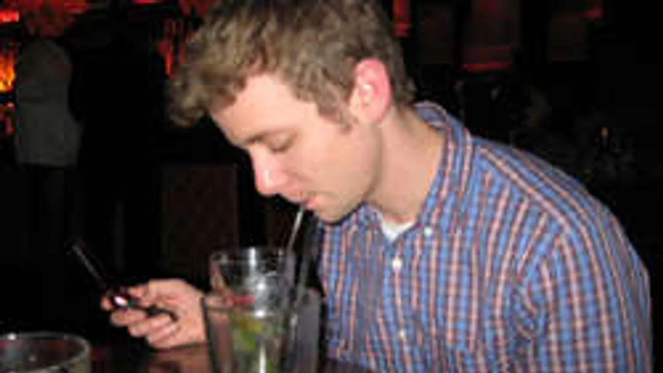 Másnaposok sms-ei! - Vajon mi történt éjszaka?