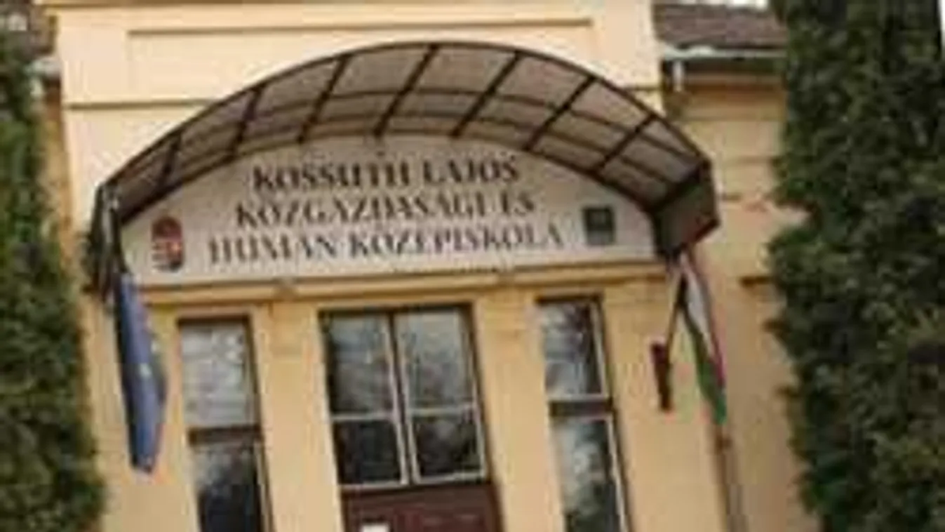 Elképesztő, hogy mit tett tanárával óra közben a lázadó diáklány