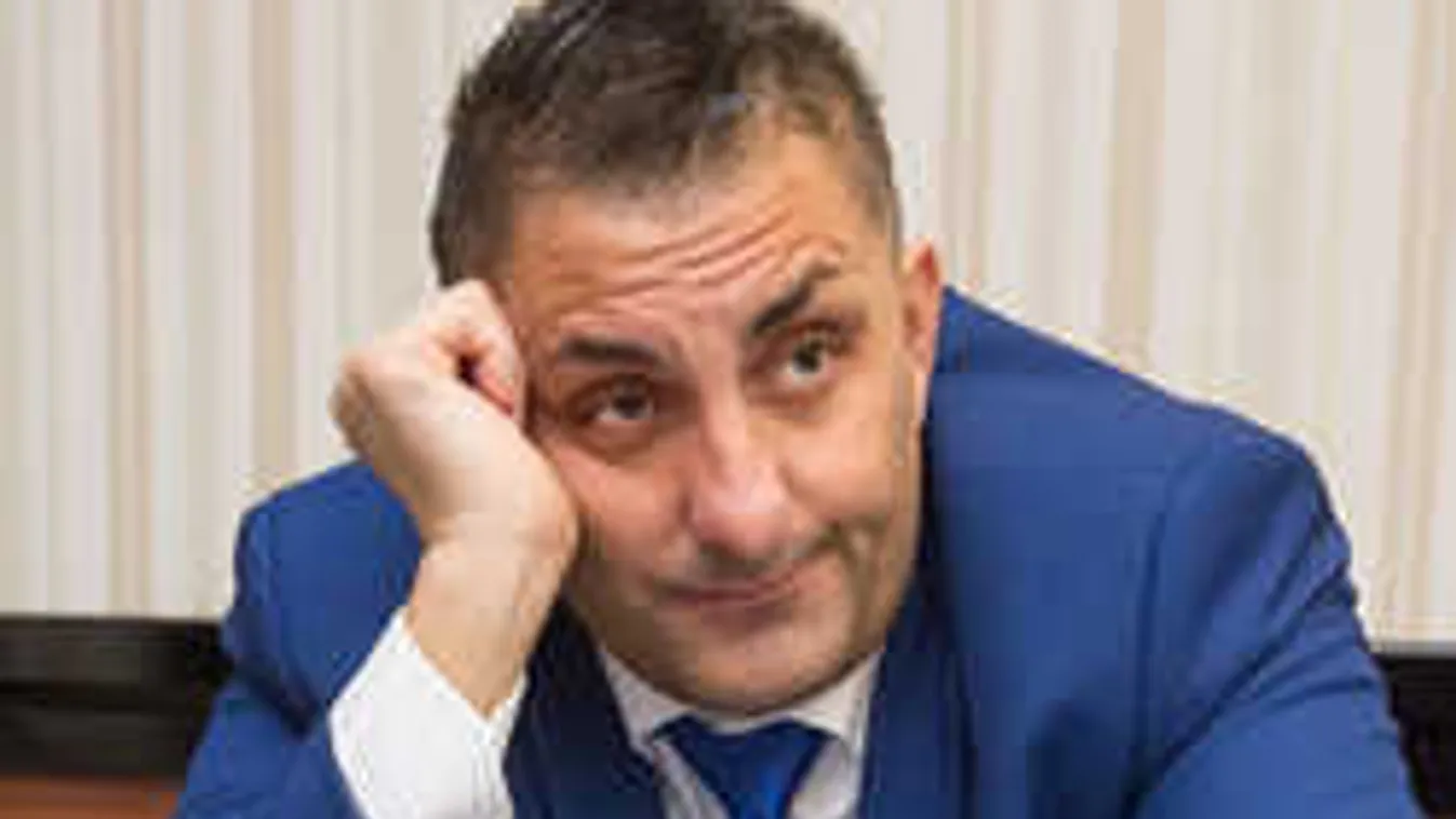 Nem tudják eladni: elképesztő áron hirdetik a Győzike-villát