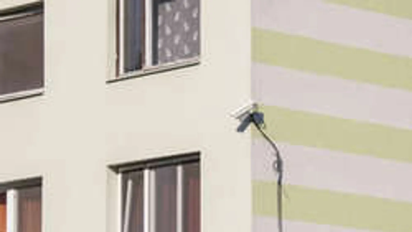 Így derítheted ki, hogy megfigyelnek-e!