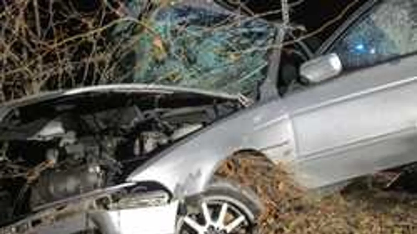 Megrázó helyszíni fotók: szörnyethalt hajnalban egy ember Kisizsáknál