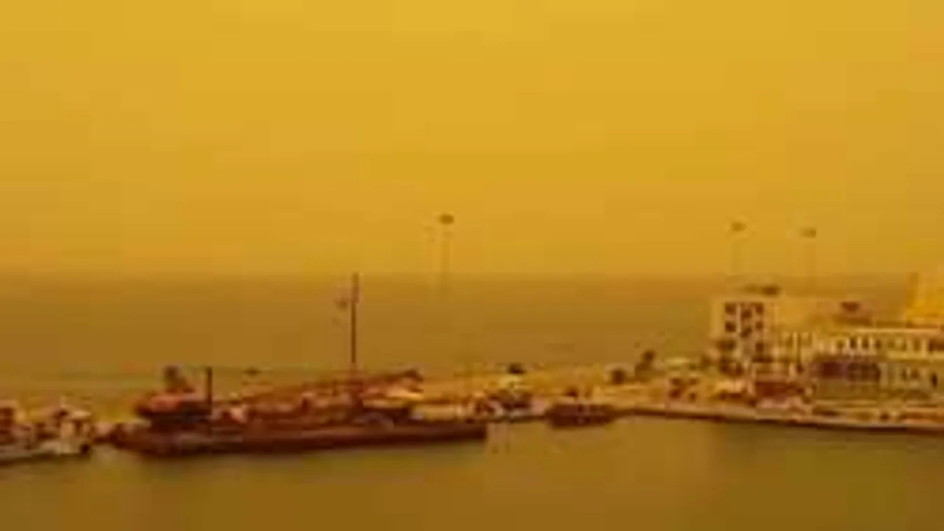 Elképesztő felvételeket kaptunk: földöntúli színűvé változott az égbolt