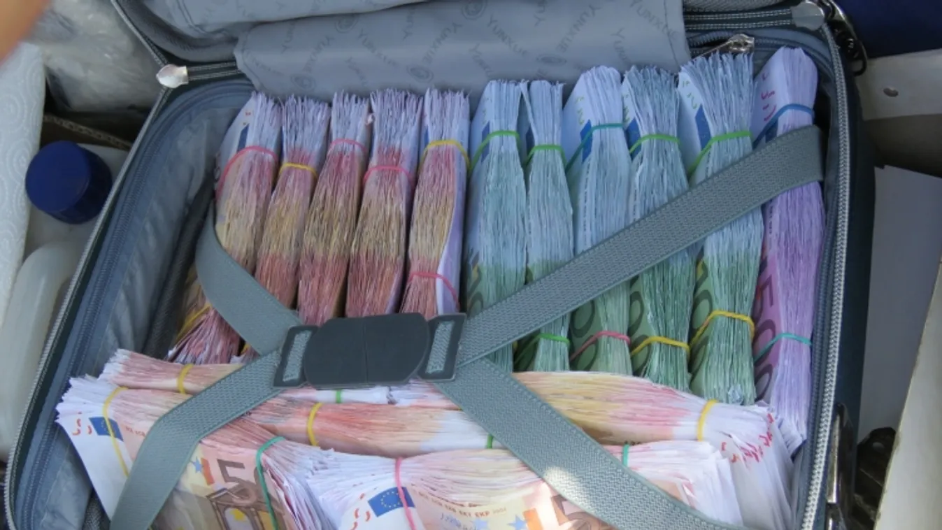 Ezt nagyon benézték: lebuktak a budapesti pénzhamisítók – fotók