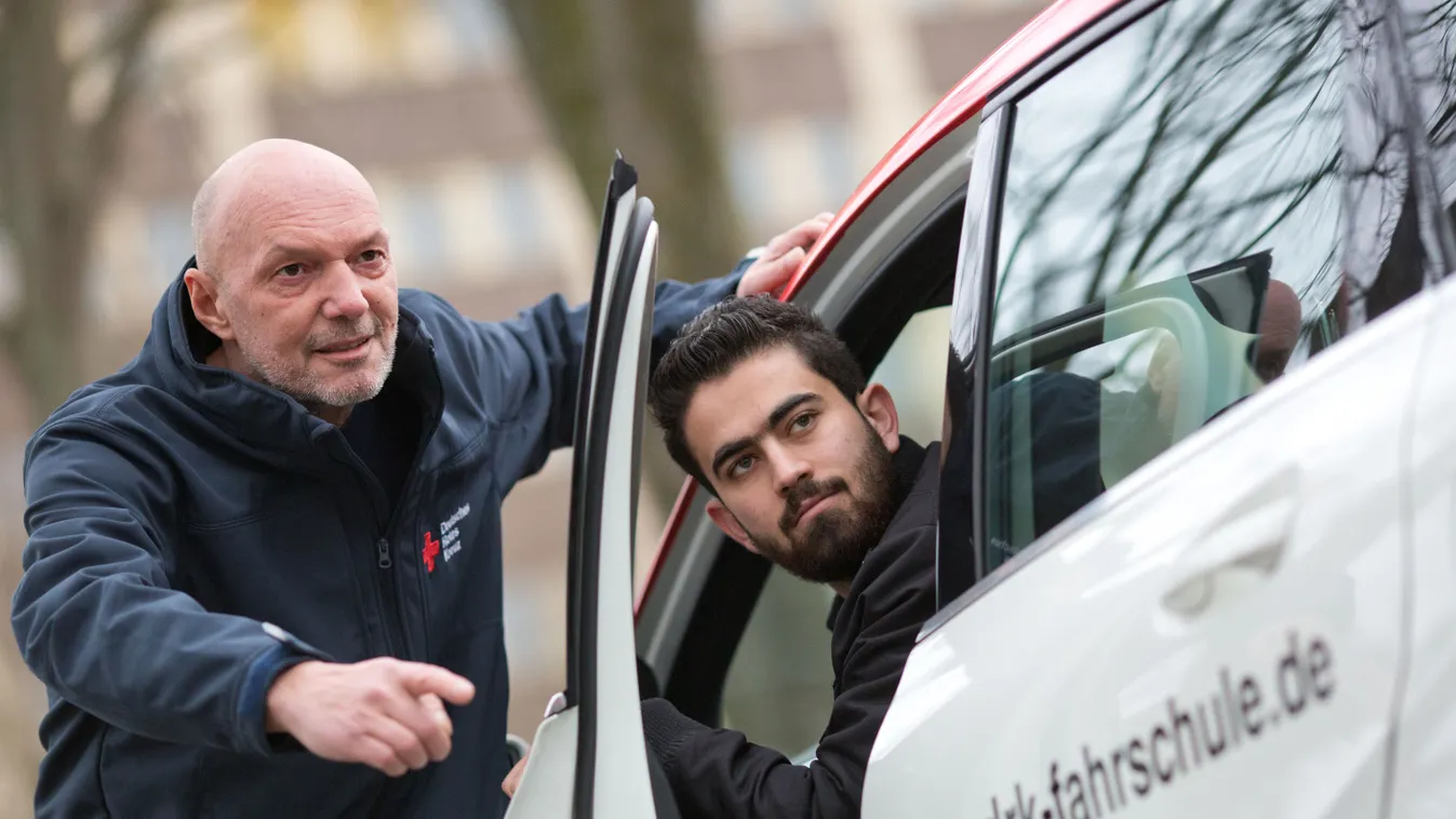Refugees learning to drive
