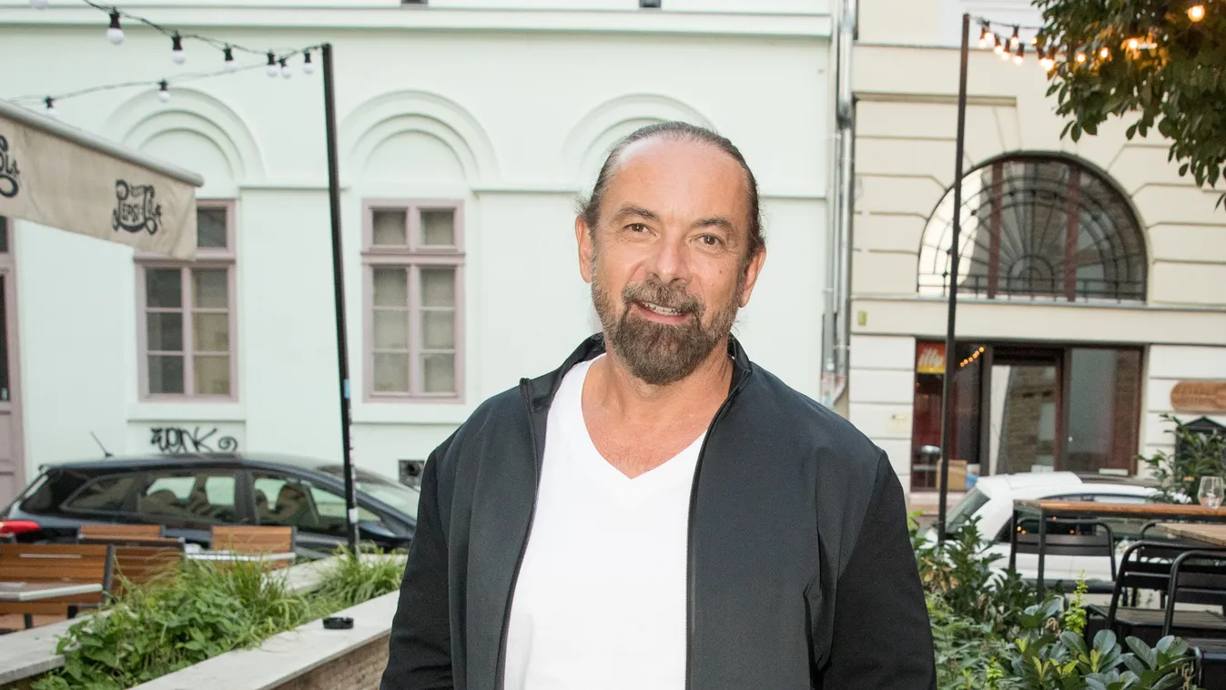 Megtudtuk, itt vigasztalódik a szakítás óta Zsidró Tamás